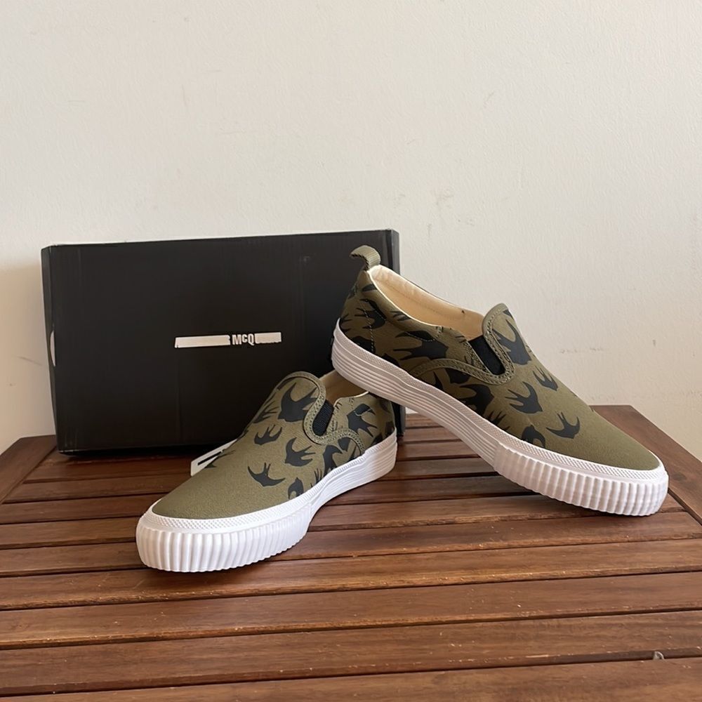 McQ by Alexander McQueen Swallow Sneaker Light Green EU 39/US Women Size 9